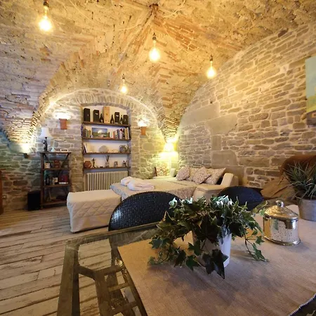 In Grotta Nell'alto Mugello A Apartament