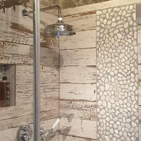 아파트 In Grotta Nell'alto Mugello A