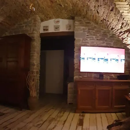 In Grotta Nell'alto Mugello A Apartament *